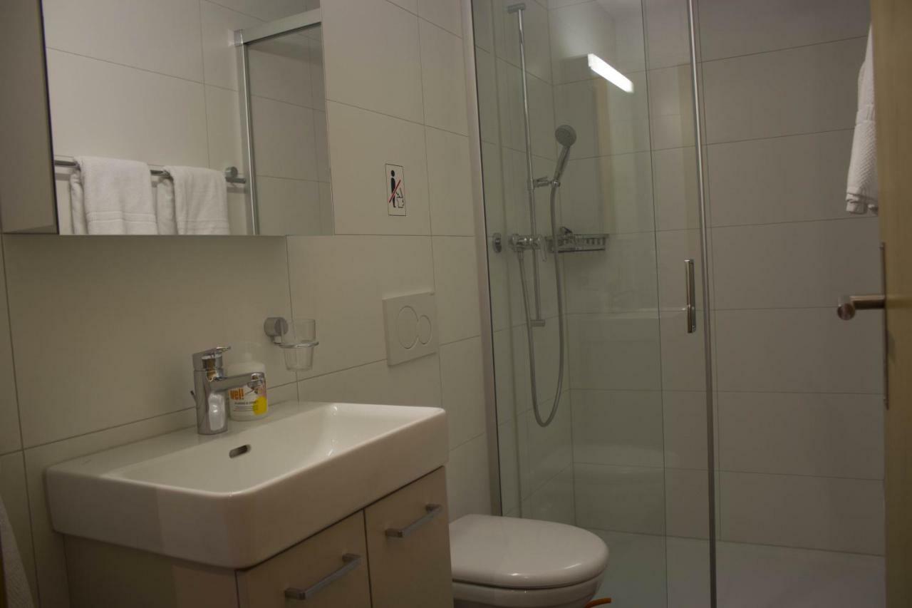 אינטרלאקן Skender'S Apartment מראה חיצוני תמונה